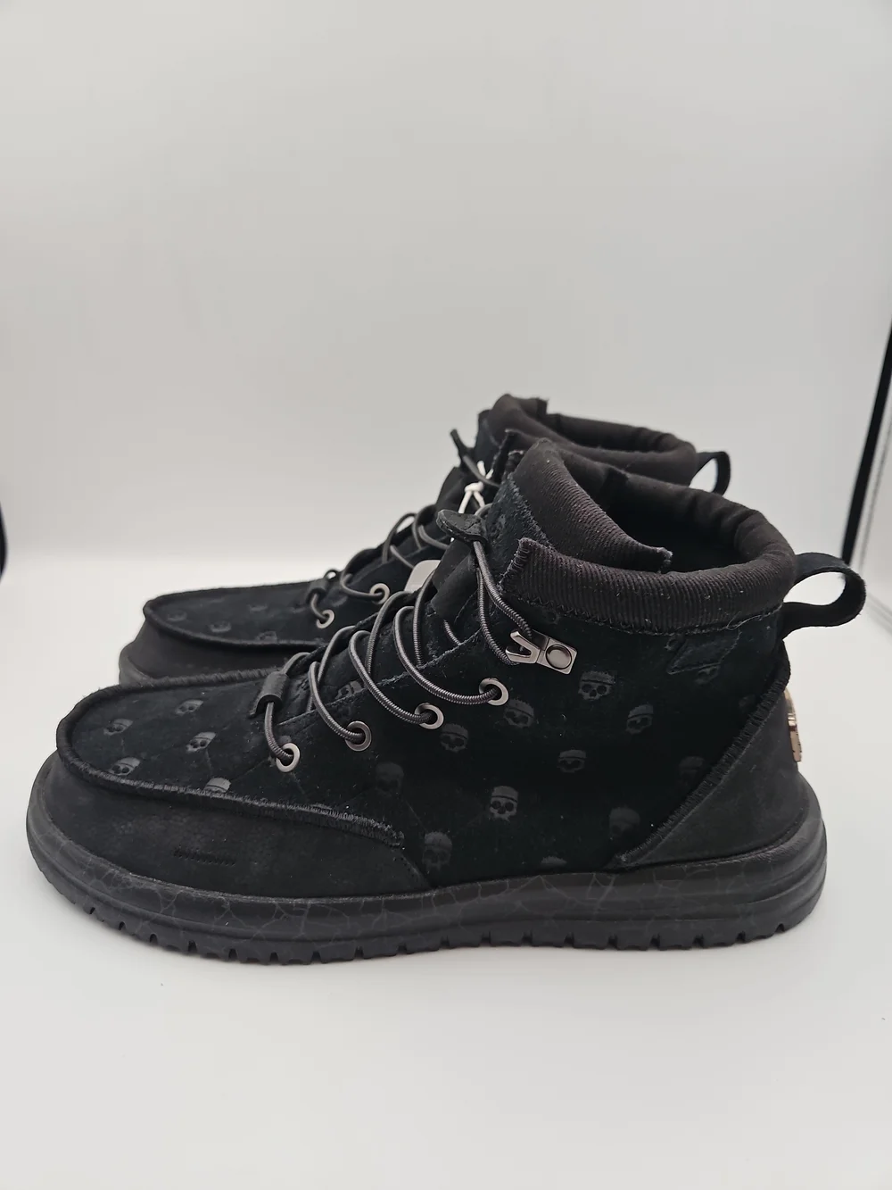 Hey Dude Black Skull-Print Men’s Trek Boots